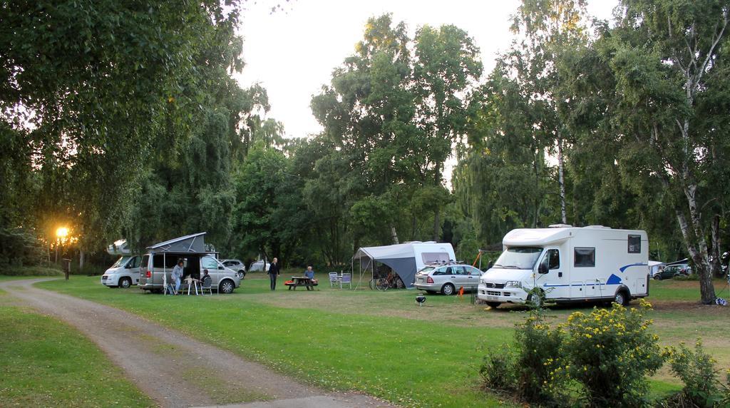 Nordskoven Strand Camping Рённе Экстерьер фото