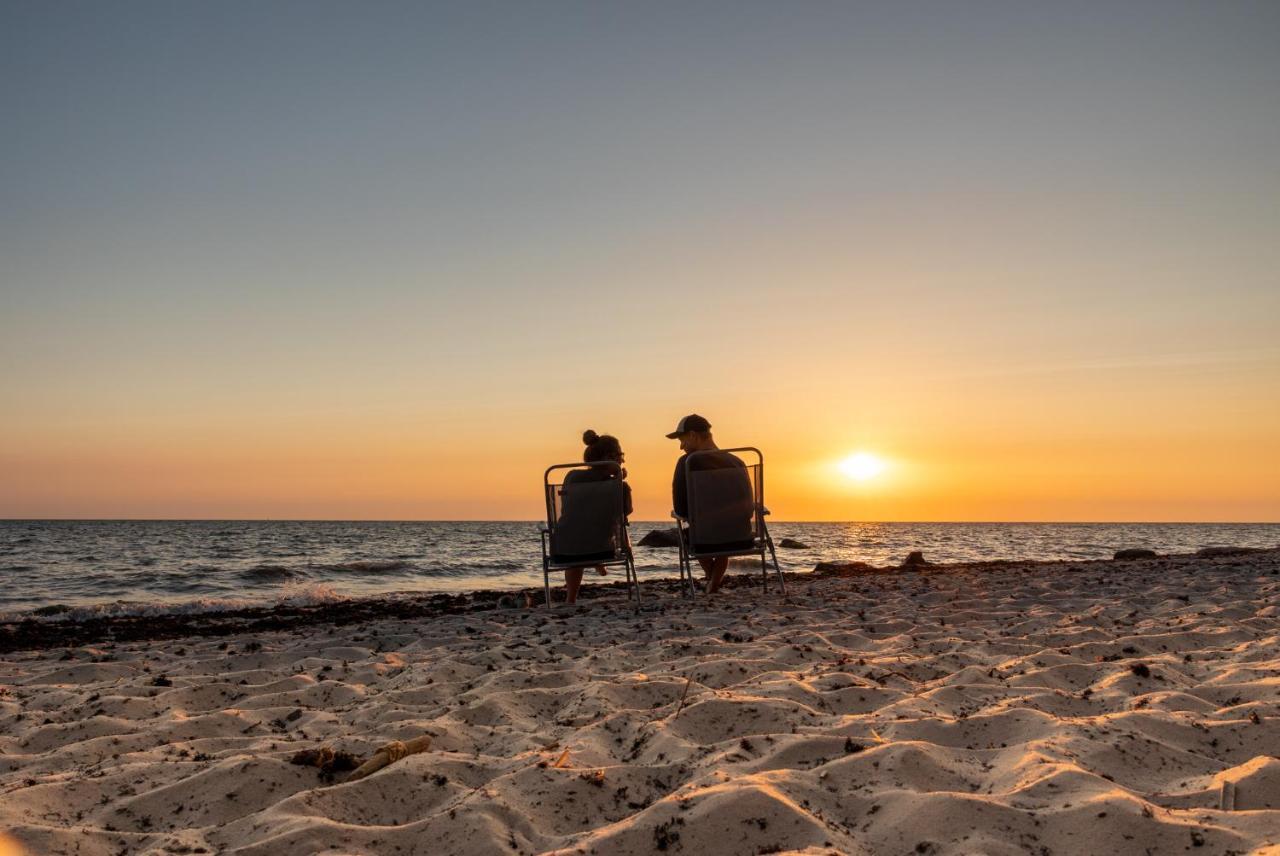Nordskoven Strand Camping Рённе Экстерьер фото